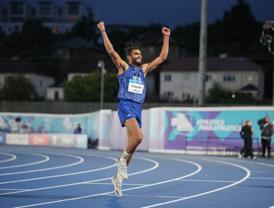 July 27, 2026, Glasgow, Scotland, United Kingdom: Glasgow, Scotland, United Kingdom. Sarvesh Kushare (India) celebrates after winning silver in the menÃ¢â‚¬â ¢s high jump during the Commonwealth Games 2026 at Scotstoun Stadium. Glasgow United Kingdom - ZUMAk197 20260727_zsp_k197_004 Copyright: xRanjithxKumarx