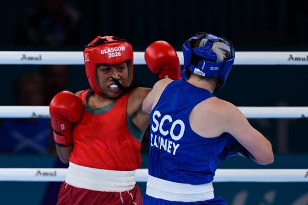 COM26 BOXING, Flora Loga of Papua New Guinea in the Womens 65kg Quarter Final match against Caitlin Rainey of Scotland during the Glasgow 2026 Commonwealth Games at SEC Centre in Glasgow, United Kingdom, Tuesday, July 28, 2026. ( NO ARCHIVING, EDITORIAL USE ONLY, AUSTRALIA ONLY Glasgow Scotland United Kingdom  Copyright: xDEANxLEWEINSx 20260728190822882748