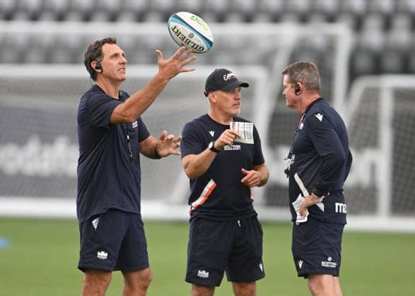 The Oriam, Edinburgh. New Attack Coach Tim Sampson,Edinburgh Rugby Defence Coach Brad Davis with Head Coach Sean Everitt Edinburgh Rugby Training and press conference, PK, Pressekonferenz Rugby Union, Oriam, Edinburgh, Scotland, UK - 28 Jul 2026Edinburgh Hive Stadium United Kingdom  Copyright: xNeilxHanna Shutterstockx 17017414ay