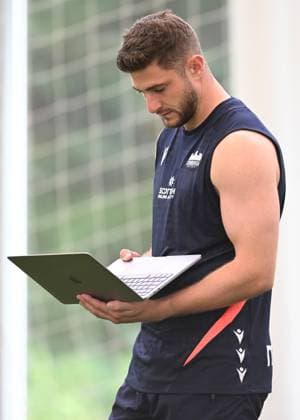 The Oriam, Edinburgh. Edinburgh new signing James Grayson during the session Edinburgh Rugby Training and press conference, PK, Pressekonferenz Rugby Union, Oriam, Edinburgh, Scotland, UK - 28 Jul 2026Edinburgh Hive Stadium United Kingdom  Copyright: xNeilxHanna Shutterstockx 17017414ao