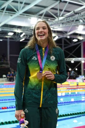 July 27, 2026, Glasgow, Scotland, Great Britain: ERIN GALLAGHER of South Africa poses with her bronze medal in the Swimming Women s 100m Butterfly Medal Ceremony of the Commonwealth Games Glasgow 2026 at the Tollcross International Swimming Centre in Glasgow, Scotland. Glasgow Great Britain - ZUMAc179 20260727_zep_c179_477 Copyright: xMickaelxChavetx