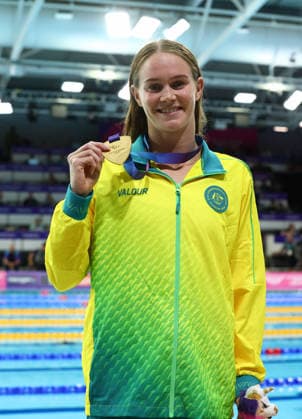 July 27, 2026, Glasgow, Scotland, Great Britain: ALEX PERKINS of Australia poses with her gold medal in the Swimming Women s 100m Butterfly Medal Ceremony of the Commonwealth Games Glasgow 2026 at the Tollcross International Swimming Centre in Glasgow, Scotland. Commowealth Games 2026: Swimming  - ZUMAc179 20260727_zep_c179_478 Copyright: xMickaelxChavetx