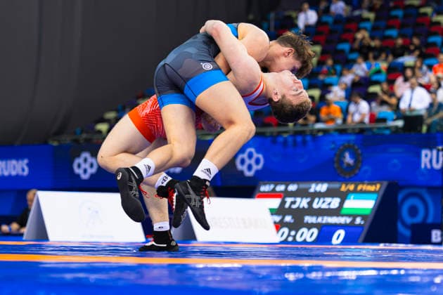 U17, U 17 Wrestling World Championships 92kg GR - Hlib Yevsieiev (UKR) df. William Joseph Etu (USA) *** U17 Wrestling World Championships, 92 kg Greco-Roman: Hlib Yevsieiev (UKR) defeated William Joseph Etu (USA) by fall