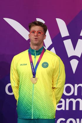 July 27, 2026, Glasgow, Scotland, Great Britain: SAM WILLIAMSON of Australia poses with the gold medal during the Swimming Men s 50m Breaststroke Medal Ceremony of the Commonwealth Games Glasgow 2026 at the Tollcross International Swimming Centre in Glasgow, Scotland. Commowealth Games 2026: Swimming  - ZUMAc179 20260727_zep_c179_499 Copyright: xMickaelxChavetx