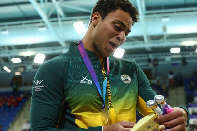 July 27, 2026, Glasgow, Scotland, Great Britain: MICHAEL HOULIE of South Africa poses with the silver medal during the Swimming Men s 50m Breaststroke Medal Ceremony of the Commonwealth Games Glasgow 2026 at the Tollcross International Swimming Centre in Glasgow, Scotland. Commowealth Games 2026: Swimming  - ZUMAc179 20260727_zep_c179_509 Copyright: xMickaelxChavetx