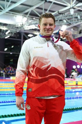 July 27, 2026, Glasgow, Scotland, Great Britain: ADAM RAMSAY-PEATY of England poses with the bronze medal during the Swimming Men s 50m Breaststroke Medal Ceremony of the Commonwealth Games Glasgow 2026 at the Tollcross International Swimming Centre in Glasgow, Scotland. Glasgow Great Britain - ZUMAc179 20260727_zep_c179_513 Copyright: xMickaelxChavetx