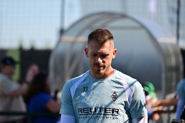 28.07.2026; Moenchengladbach; Fussball, Herren, Saison 2026 2027, Training Borussia Moenchengladbach Torwart Daniel Batz (Gladbach) DFL regulations prohibit any use of photographs as image sequences and or quasi-video. ista-Borussia-Park NRW Deutschland *** July 28, 2026, Mönchengladbach, Soccer, Men s, 2026–2027 Season, Borussia Mönchengladbach Goalkeeper Daniel Batz Training Session; DFL regulations prohibit any use of photographs as image sequences and or quasi-video footage at Borussia Park, NRW, Germany