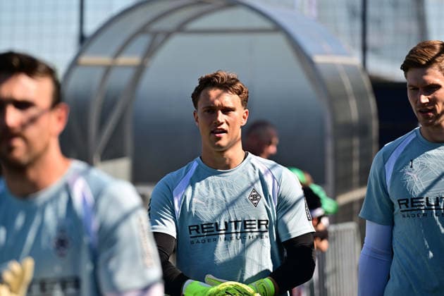 28.07.2026; Moenchengladbach; Fussball, Herren, Saison 2026 2027, Training Borussia Moenchengladbach Torwart Jan Olschowsky (Gladbach) DFL regulations prohibit any use of photographs as image sequences and or quasi-video. ista-Borussia-Park NRW Deutschland *** July 28, 2026, Mönchengladbach Soccer, Men s, 2026–2027 Season, Training: Borussia Mönchengladbach Goalkeeper Jan Olschowsky, Gladbach. DFL regulations prohibit any use of photographs as image sequences and or quasi-video content at Borussia Park, NRW, Germany