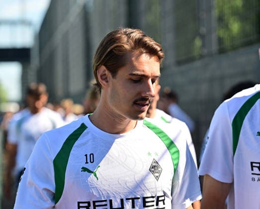 28.07.2026; Moenchengladbach; Fussball, Herren, Saison 2026 2027, Training Borussia Moenchengladbach Florian Neuhaus (Gladbach) DFL regulations prohibit any use of photographs as image sequences and or quasi-video. ista-Borussia-Park NRW Deutschland *** July 28, 2026, Mönchengladbach, Soccer, Men s, 2026–2027 Season, Borussia Mönchengladbach Training, Florian Neuhaus, Gladbach. DFL regulations prohibit any use of photographs as image sequences and or quasi-video content at Borussia Park, North Rhine-Westphalia, Germany