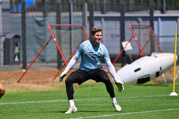 28.07.2026; Moenchengladbach; Fussball, Herren, Saison 2026 2027, Training Borussia Moenchengladbach Torwart Moritz Nicolas (Gladbach) DFL regulations prohibit any use of photographs as image sequences and or quasi-video. ista-Borussia-Park NRW Deutschland *** July 28, 2026, Mönchengladbach Soccer, Men s, 2026–2027 Season, Training: Borussia Mönchengladbach Goalkeeper Moritz Nicolas Gladbach. DFL regulations prohibit any use of photographs as image sequences and or quasi-video content at Borussia Park, NRW, Germany