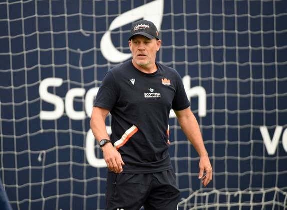Brad Davis - Edinburgh Rugby Defence Coach. Edinburgh Rugby training, Oriam Sports complex, Edinburgh, Scotland, UK - 28 Jul 2026Edinburgh Oriam Sports complex Scotland United Kingdom  Copyright: xGibson Fotosport Shutterstockx 17020775a