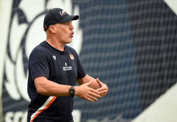 Brad Davis - Edinburgh Rugby Defence Coach. Edinburgh Rugby training, Oriam Sports complex, Edinburgh, Scotland, UK - 28 Jul 2026Edinburgh Oriam Sports complex Scotland United Kingdom  Copyright: xGibson Fotosport Shutterstockx 17020775b