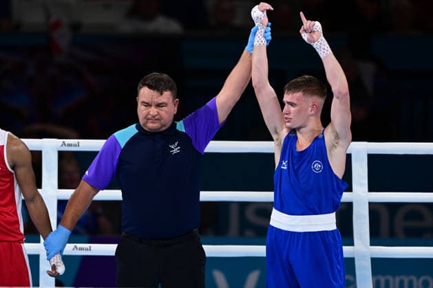 COM26 BOXING, Jacob Cassar (blue) of Australia celebrates his win in his Quarter Final match against Gabriel Labrie (red) of Canada during the Glasgow 2026 Commonwealth Games at SEC Centre in Glasgow, United Kingdom, Tuesday, July 28, 2026. ( NO ARCHIVING, EDITORIAL USE ONLY, AUSTRALIA ONLY Glasgow Scotland United Kingdom  Copyright: xDEANxLEWEINSx 20260728188500688019