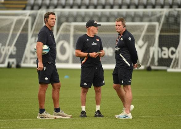 (L to R) Tim Sampson - Edinburgh Rugby attack coach, Brad Davis - Edinburgh Rugby Defence Coach and Sean Everitt - Edinburgh Rugby head coach. Edinburgh Rugby training, Oriam Sports complex, Edinburgh, Scotland, UK - 28 Jul 2026Edinburgh Oriam Sports complex Scotland United Kingdom  Copyright: xGibson Fotosport Shutterstockx 17020775m