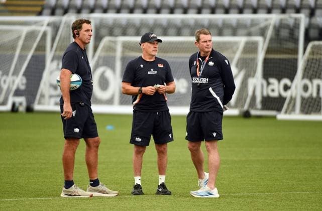 (L to R) Tim Sampson - Edinburgh Rugby attack coach, Brad Davis - Edinburgh Rugby Defence Coach and Sean Everitt - Edinburgh Rugby head coach. Edinburgh Rugby training, Oriam Sports complex, Edinburgh, Scotland, UK - 28 Jul 2026Edinburgh Oriam Sports complex Scotland United Kingdom  Copyright: xGibson Fotosport Shutterstockx 17020775n