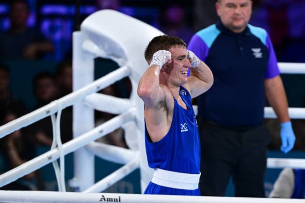 COM26 BOXING, Jacob Cassar (blue) of Australia celebrates his win in his Quarter Final match against Gabriel Labrie (red) of Canada during the Glasgow 2026 Commonwealth Games at SEC Centre in Glasgow, United Kingdom, Tuesday, July 28, 2026. ( NO ARCHIVING, EDITORIAL USE ONLY, AUSTRALIA ONLY Glasgow Scotland United Kingdom  Copyright: xDEANxLEWEINSx 20260728186018176025