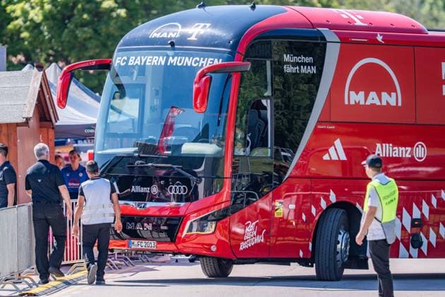 Trainingslager, FC Bayern München am 28.07.2026 in Rottach-Egern FC Bayern München Mannschaftsbus *** Training camp, FC Bayern Munich on July 28, 2026, in Rottach-Egern; FC Bayern Munich team bus Copyright: xBahhoxKarax