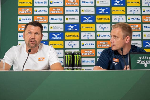 SOCCER - UEFA ECL, Rapid vs Santa Coloma VIENNA,AUSTRIA,28.JUL.26 - SOCCER - UEFA Conference League, qualification, SK Rapid Wien vs FC Santa Coloma, preview, press conference, PK, Pressekonferenz Rapid. Image shows sporting director Markus Katzer and head coach Johannes Hoff Thorup (Rapid).  GEPAxpictures xGabrielxLopez