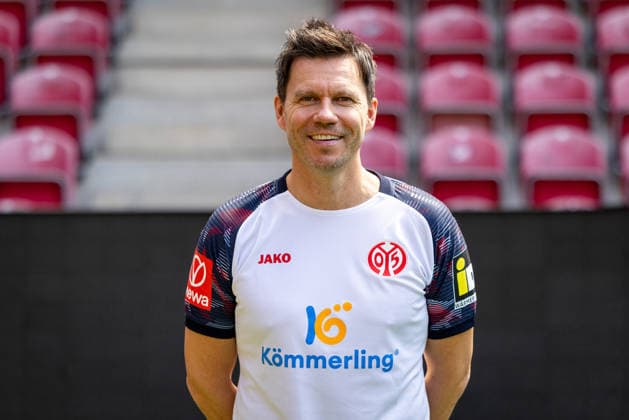 Fussball - Porträttermin 2026 2027 - 1. FSV Mainz 05 - 23.07.26, PD Dr. Stefan Mattyasovszky (Arzt) - 1. FSV Mainz 05, 1.BL, Porträttermin 2026 2027, - *** Soccer Profile Session 2026 2027 1 FSV Mainz 05 23 07 26, PD Dr. Stefan Mattyasovszky, Team Physician for 1 FSV Mainz 05, 1 Bundesliga, Profile Session 2026 2027,