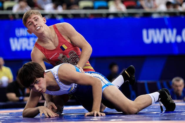 U17, U 17 Wrestling World Championships 60kg GR - Alexandru Ilie Lungu (ROU) df. Rakhman Gamidov (UKR) *** U17 Wrestling World Championships, 60 kg Greco-Roman: Alexandru Ilie Lungu (ROU) defeated Rakhman Gamidov (UKR) Copyright: xKostadinxAndonovx UWW-U17-WC-BAKU-2026