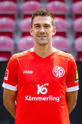 Fussball - Porträttermin 2026 2027 - 1. FSV Mainz 05 - 23.07.26, Stefan Bell - 1. FSV Mainz 05, 1.BL, Porträttermin 2026 2027, - *** Soccer Profile Session 2026 2027 1 FSV Mainz 05 23 07 26, Stefan Bell 1 FSV Mainz 05, 1 Bundesliga, Profile Session 2026 2027,