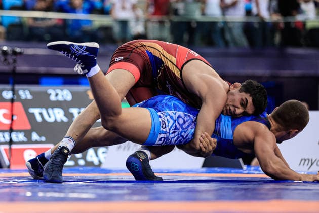 U17, U 17 Wrestling World Championships 71kg GR - Esmaeil Ebrahim Zaherdoust (IRI) df. Dimitrios Sarapis (GRE) *** U17 Wrestling World Championships, 71 kg Greco-Roman: Esmaeil Ebrahim Zaherdoust (IRI) def. Dimitrios Sarapis (GRE) Copyright: xKostadinxAndonovx UWW-U17-WC-BAKU-2026