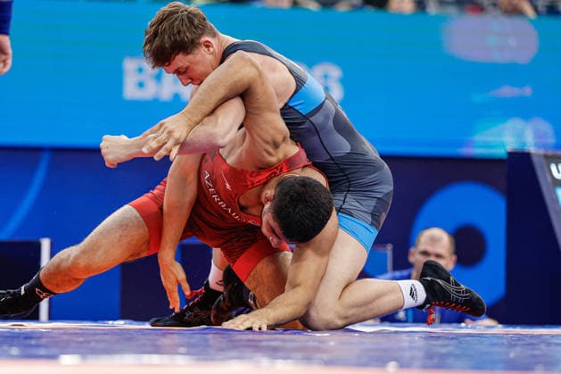 U17, U 17 Wrestling World Championships 92kg GR - Hlib Yevsieiev (UKR) df. Zohrab Safarov (AZE) *** U17 Wrestling World Championships, 92 kg Greco-Roman: Hlib Yevsieiev (UKR) defeated Zohrab Safarov (AZE) Copyright: xKostadinxAndonovx UWW-U17-WC-BAKU-2026