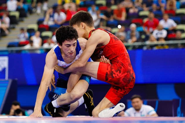 U17, U 17 Wrestling World Championships 48kg GR - Soltan Iusupov (RUS) df. Ali Almas (KAZ) *** U17 Wrestling World Championships, 48 kg Greco-Roman: Soltan Iusupov (RUS) defeated Ali Almas (KAZ) Copyright: xKostadinxAndonovx UWW-U17-WC-BAKU-2026