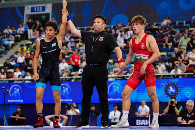 U17, U 17 Wrestling World Championships 55kg GR - Diyar Amanali (KAZ) df. Keve Vazul Kovacs (HUN) *** U17 Wrestling World Championships, 55 kg Greco-Roman: Diyar Amanali (KAZ) defeated Keve Vazul Kovacs (HUN) by fall Copyright: xKostadinxAndonovx UWW-U17-WC-BAKU-2026