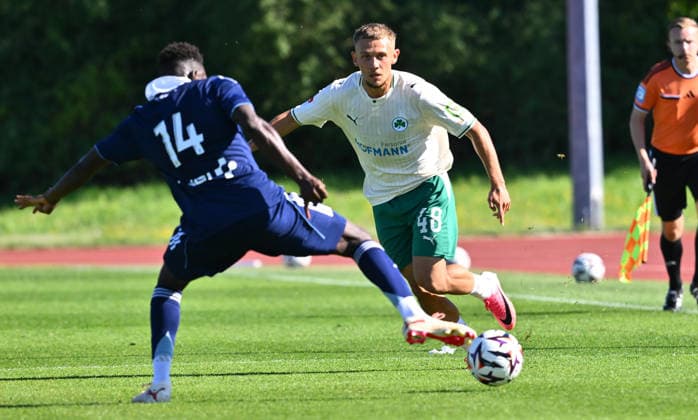 28.07.2026 - Fussball - Saison 2026 2027 - Testspiel Freundschaftsspiel Vorbereitungsspiel - Paris FC - SpVgg Greuther Fürth ( Kleeblatt ) - - Sportfoto Zink - xwoxzix - regulations prohibit any use of photographs as image sequences and or quasi-video - only for editorial use - Hamari Traore (14, Paris FC) Jakob Krautkrämer (48, SpVgg Greuther Fürth ) *** July 28, 2026 Soccer Season 2026–2027 Exhibition Match Friendly Match Preseason Match Paris FC SpVgg Greuther Fürth Kleeblatt Sports Photo by Zink xwoxzix; regulations prohibit any use of photographs as image sequences and or quasi-video; for editorial use only. Hamari Traore 14, Paris FC; Jakob Krautkrämer 48, SpVgg Greuther Fürth