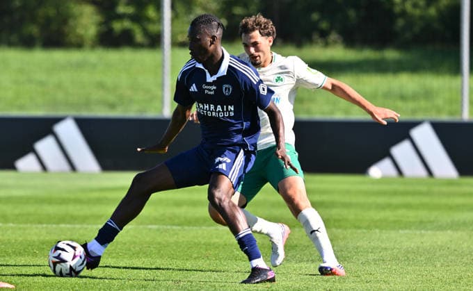 28.07.2026 - Fussball - Saison 2026 2027 - Testspiel Freundschaftsspiel Vorbereitungsspiel - Paris FC - SpVgg Greuther Fürth ( Kleeblatt ) - - Sportfoto Zink - xwoxzix - regulations prohibit any use of photographs as image sequences and or quasi-video - only for editorial use - Patrick Gueu Zabi (8, Paris FC) Maxim Dal (5, SpVgg Greuther Fürth ) *** July 28, 2026 Soccer Season 2026–2027 Exhibition Match Friendly Match Preseason Match Paris FC SpVgg Greuther Fürth Kleeblatt Sports Photo Zink xwoxzix Regulations prohibit any use of photographs as image sequences and or quasi-video; for editorial use only. Patrick Gueu Zabi 8, Paris FC; Maxim Dal 5, SpVgg Greuther Fürth