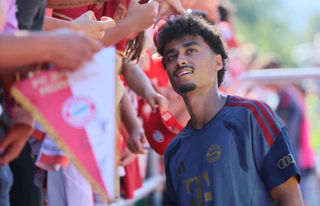 28.07.2026, FC Bayern Muenchen, Trainingslager am Tegernsee , Fussball, im Bild: Nataniel Brown (FCB) *** July 28, 2026, FC Bayern Munich, training camp at Lake Tegernsee, soccer, sports, pictured: Nataniel Brown (FCB)