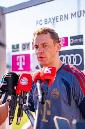 Trainingslager, FC Bayern München am 28.07.2026 in Rottach-Egern Manuel Neuer im Interview *** Training Camp, FC Bayern Munich on July 28, 2026, in Rottach-Egern: An Interview with Manuel Neuer Copyright: xBahhoxKarax