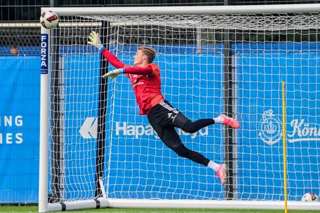 Sander Tangvik ( HSV ) Deutschland , Hamburg , Trainingsgelände am Volkspark Fussball , 1. Bundesliga , Training des HSV *** Sander Tangvik, HSV Germany, Hamburg, Volkspark Soccer Training Facility, Bundesliga 1, HSV Training