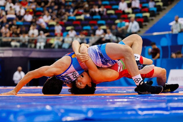 U17, U 17 Wrestling World Championships 65kg GR - Imre Juhasz (HUN) df. Vazgen Mnatsakanyan (ARM) *** U17 Wrestling World Championships, 65 kg Greco-Roman: Imre Juhasz (HUN) def. Vazgen Mnatsakanyan (ARM) Copyright: xKostadinxAndonovx UWW-U17-WC-BAKU-2026