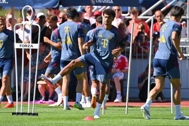 Nathaniel BROWN (Bayern Muenchen),Aktion, Oeffentliches Training FC Bayern Muenchen im Trainingslager in Rottach Egern am 28.07.2026. Fussball 1. Bundesliga,Saison 2026 2027. *** Nathaniel BROWN Bayern Munich, Action, FC Bayern Munich Open Practice at the Training Camp in Rottach Egern on July 28, 2026; Soccer, Bundesliga 1, 2026–2027 Season