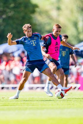 Trainingslager, FC Bayern München am 28.07.2026 in Rottach-Egern Joao Palhinha und Tom Bischof *** Training camp, FC Bayern Munich on July 28, 2026, in Rottach-Egern: Joao Palhinha and Tom Bischof Copyright: xBahhoxKarax