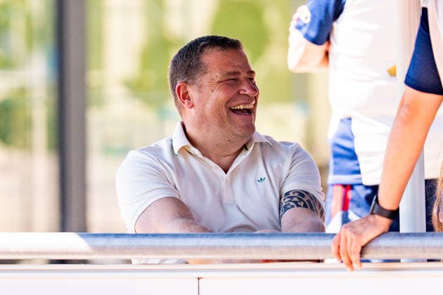 Trainingslager, FC Bayern München am 28.07.2026 in Rottach-Egern Max eberl lacht zufrieden glücklich *** Training camp, FC Bayern Munich on July 28, 2026, in Rottach-Egern; Max Eberl is smiling, looking satisfied and happy Copyright: xBahhoxKarax