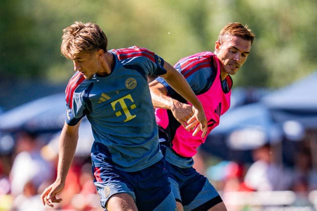 Trainingslager, FC Bayern München am 28.07.2026 in Rottach-Egern Joao Palhinha und Tom Bischof *** Training camp, FC Bayern Munich on July 28, 2026, in Rottach-Egern: Joao Palhinha and Tom Bischof Copyright: xBahhoxKarax