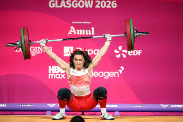 July 28, 2026, Glasgow, Scotland: Englands Sarah Davies SMALE in action..Womens Snatch Weightlifting. 67Kg.Glasgow Commonwealth Games at Tollcross International swimming Centre Glasgow, Scotland on Tuesday 28th July 2026. Glasgow Scotland - ZUMAr144 20260728_zap_r144_010 Copyright: xJaynexRussellx