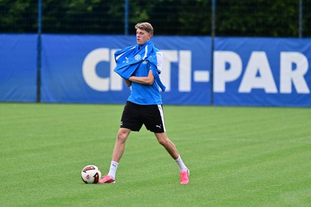 28.07.2026, Fußball, Herren, 2.BL, Saison 2026 2027, Training Holstein Kiel Alexander Bernhardsson Kiel, Projensdorf Projensdorf, Trainigsplatz Schleswig-Holstein Deutschland *** July 28, 2026, Soccer, Men s, 2nd Division, 2026–2027 Season, Holstein Kiel Training, Alexander Bernhardsson, Kiel, Projensdorf, Projensdorf, Training Field, Schleswig-Holstein, Germany