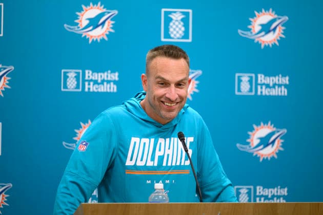 MIAMI GARDENS, FL - JULY 28: Miami Dolphins head coach Jeff Hafley smiles as he speaks to the media during the Miami Dolphins Training Camp on August 28, 2026, at the Baptist Health Training Complex in Miami Gardens, FL. (Photo by Doug Murray Icon Sportswire) NFL, American Football Herren, USA JUL 28 Dolphins Training Camp EDITORIAL USE ONLY Icon79626072803