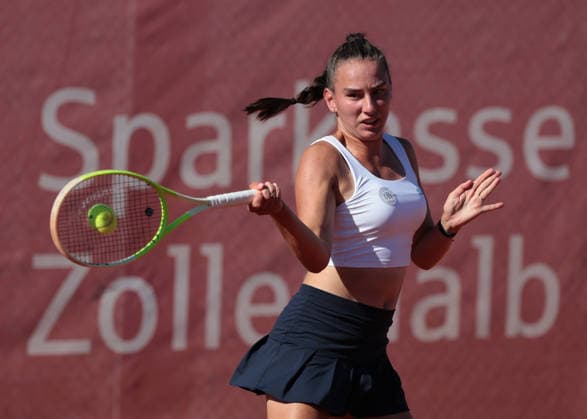 Victoria Pohle (GER), Damen Einzel, Ladies Singles, CTS Ladies Open Hechingen *** Victoria Pohle GER, Women s Singles, CTS Ladies Open Hechingen Copyright: xJuergenxHasenkopfx