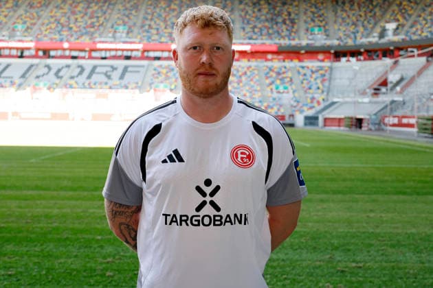 Düsseldorf , Deutschland, 3. Fussball Bundesliga Saison 2026 2027 Tom Wirtz ; Fortuna Düsseldorf 1895 ; 3.Liga, Porträttermin 2026 2027, *** Düsseldorf, Germany, 2026–2027 Bundesliga Season, Tom Wirtz, Fortuna Düsseldorf 1895 (3. Liga), Photo Shoot 2026–2027,