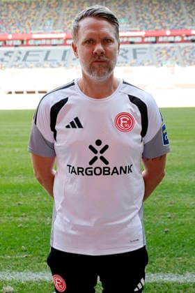 Düsseldorf , Deutschland, 3. Fussball Bundesliga Saison 2026 2027 Sascha Rösler ; Fortuna Düsseldorf 1895 ; 3.Liga, Porträttermin 2026 2027, *** Düsseldorf, Germany, 2026–2027 Bundesliga Season, Sascha Rösler, Fortuna Düsseldorf 1895 (3. Liga), Photo Shoot 2026–2027,