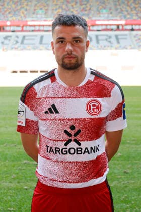 Düsseldorf , Deutschland, 3. Fussball Bundesliga Saison 2026 2027 Yassine Bouchama ; Fortuna Düsseldorf 1895 ; 3.Liga, Porträttermin 2026 2027, *** Düsseldorf, Germany, 2026–2027 Bundesliga Season, Yassine Bouchama, Fortuna Düsseldorf 1895, 3. Liga, Photo Shoot 2026–2027,