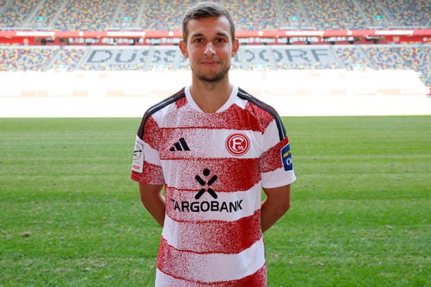 Düsseldorf , Deutschland, 3. Fussball Bundesliga Saison 2026 2027 Tim Oberdorf ; Fortuna Düsseldorf 1895 ; 3.Liga, Porträttermin 2026 2027, *** Düsseldorf, Germany, 2026–2027 Bundesliga Season, Tim Oberdorf, Fortuna Düsseldorf 1895, 3. Liga, Photo Shoot 2026–2027,