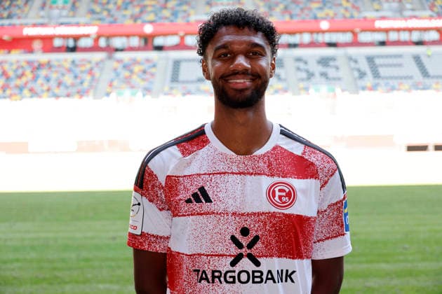 Düsseldorf , Deutschland, 3. Fussball Bundesliga Saison 2026 2027 Elias Egouli ; Fortuna Düsseldorf 1895 ; 3.Liga, Porträttermin 2026 2027, *** Düsseldorf, Germany, 2026–2027 Bundesliga Season, Elias Egouli, Fortuna Düsseldorf 1895, 3. Liga, Photo Shoot 2026–2027,