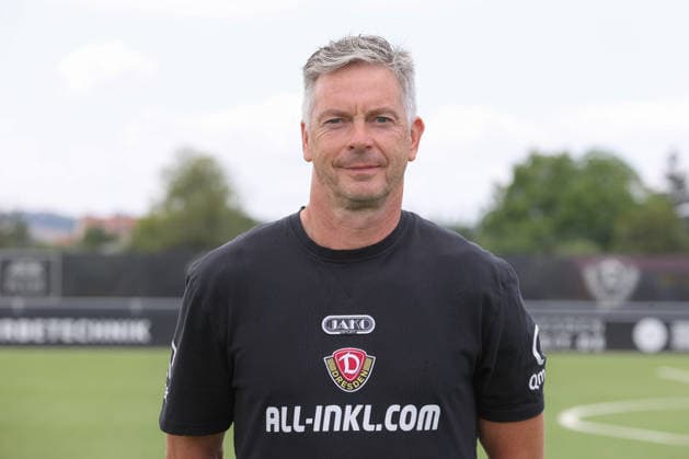 28.07.2026, xtgx, Fussball 2. Bundesliga, SG Dynamo Dresden Fototermin emspor, v.l. Athletiktrainer Matthias Grahe Porträttermin Dresden *** July 28, 2026, xtgx, Soccer 2. Bundesliga, SG Dynamo Dresden photo shoot for emspor, from left: Athletic Trainer Matthias Grahe, portrait session in Dresden