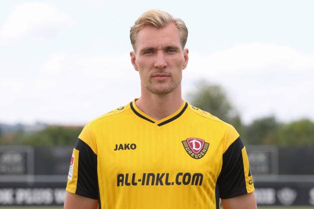 28.07.2026, xtgx, Fussball 2. Bundesliga, SG Dynamo Dresden Fototermin emspor, v.l. Vincent Vermeij Porträttermin Dresden *** July 28, 2026, xtgx, Soccer 2. Bundesliga, SG Dynamo Dresden Photo Shoot for emspor, from left: Vincent Vermeij Portrait Session in Dresden